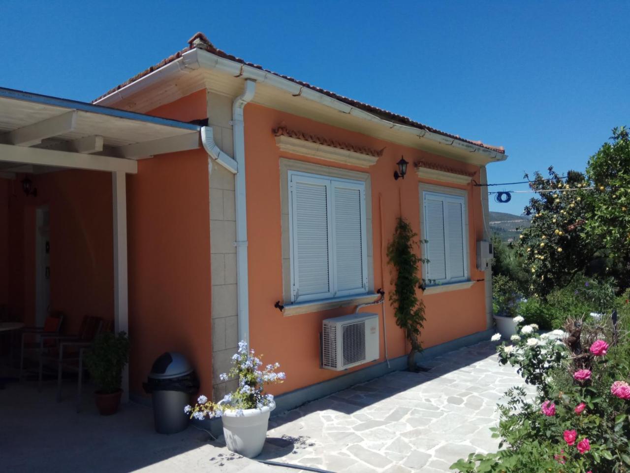 Monte Caputo Holiday House Alykes  Exterior foto